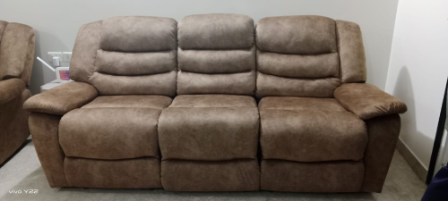 Recliner sofa