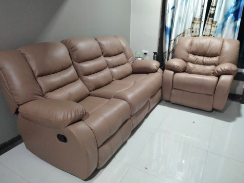 Recliner sofa